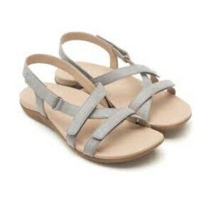 ABEO light gray leather sandals
